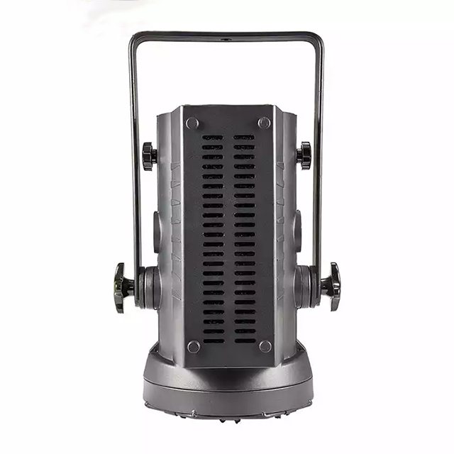 Projecteur LED Fresnel avec zoom